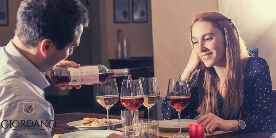 Valentijnsdag aan tafel: het menu voor een perfect romantisch diner Valentijnsdag aan tafel: het menu voor een perfect romantisch diner